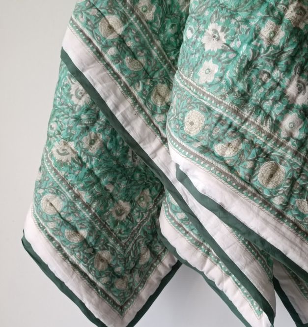 Hovedbilde Sengeteppe - Hege