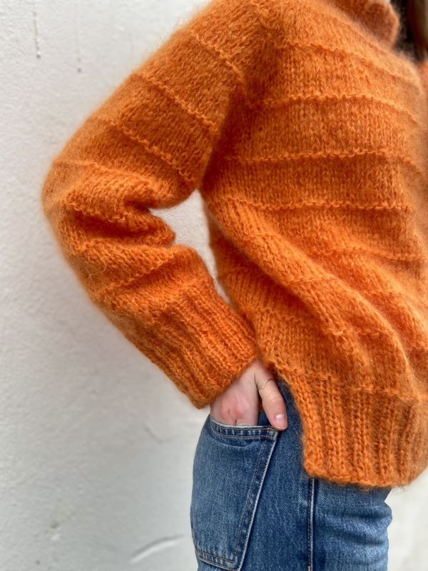 Striper på tvers genser