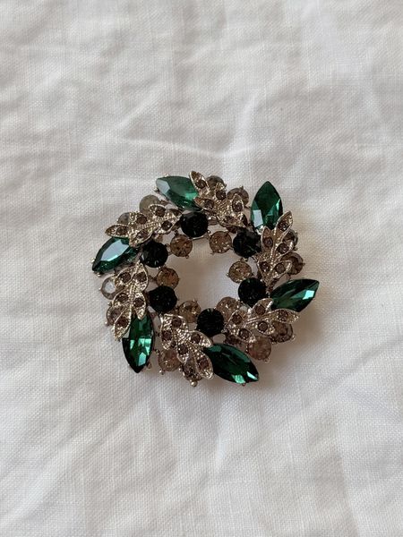 Hovedbilde Brosje - grønn krans