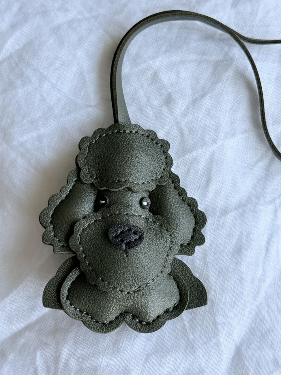 Veskepynt hund - grønn