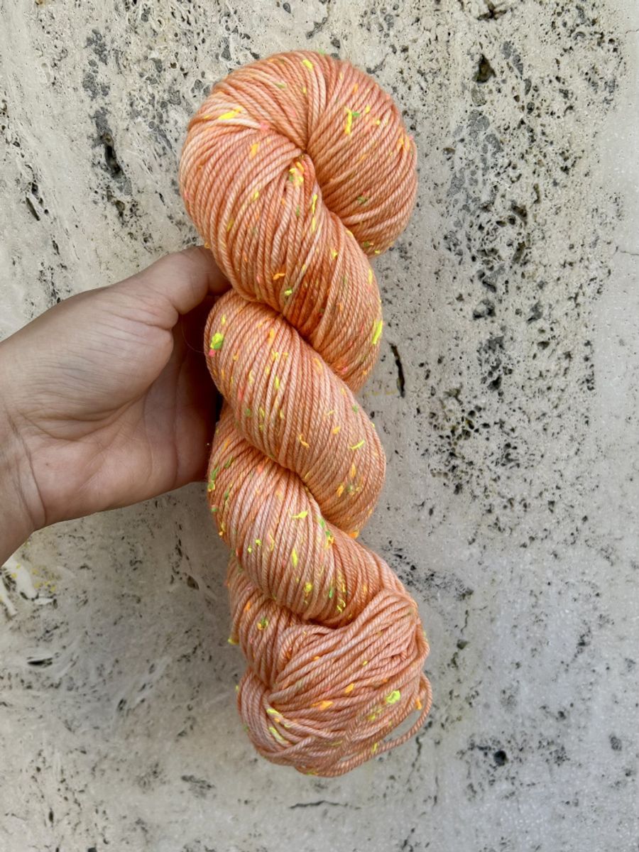 Neon Tweed DK - Peachy