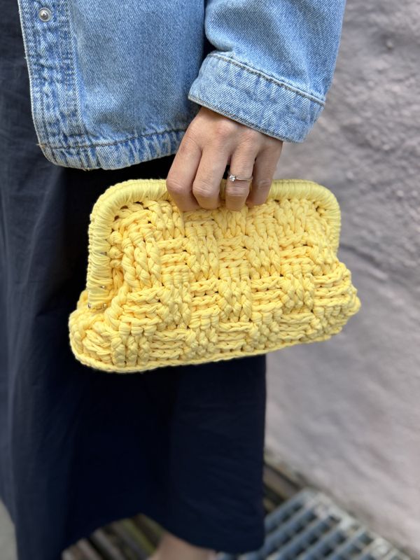 Brick Clutch